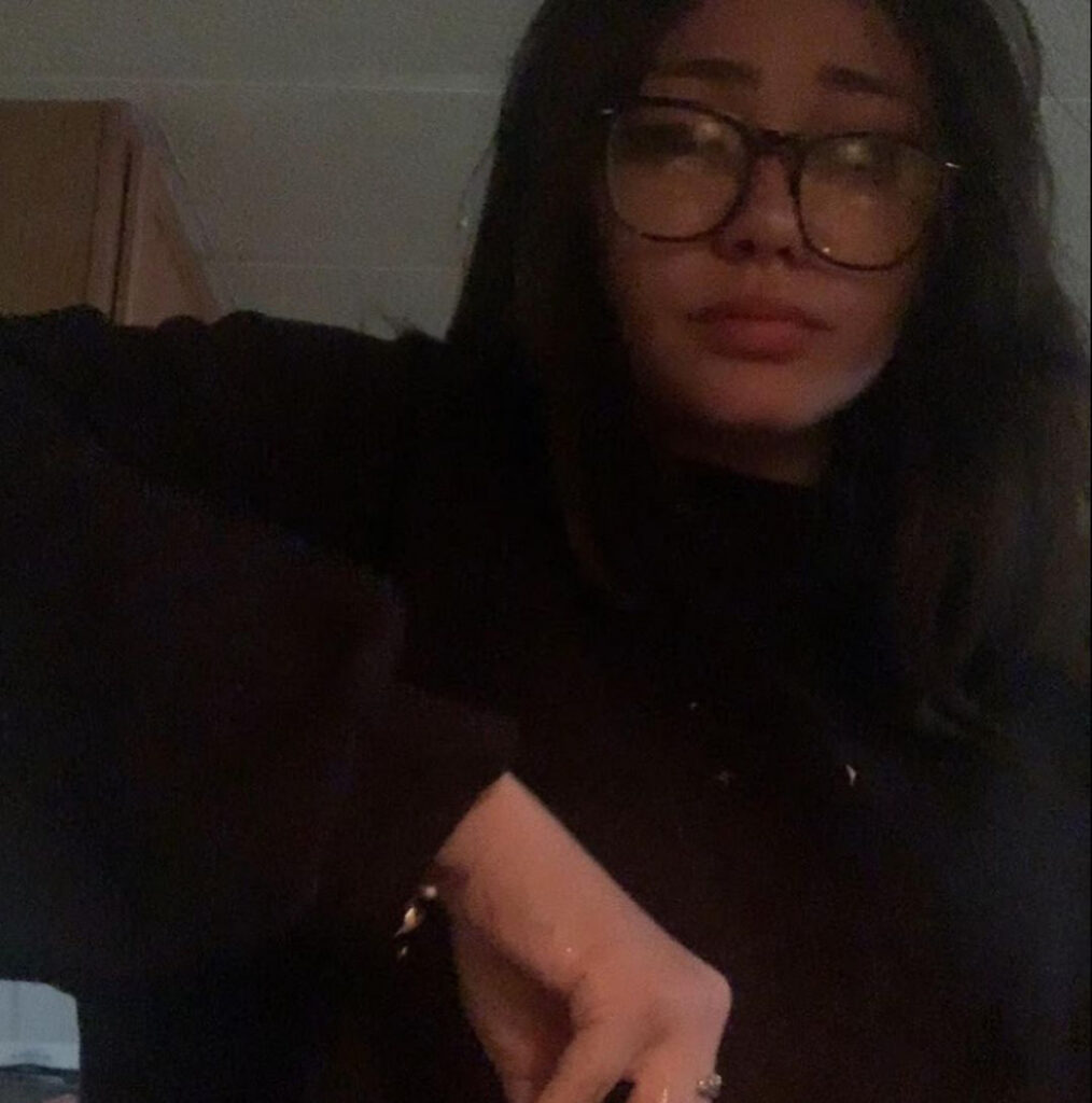 Instagram – Teen – pepeae_ – Nude