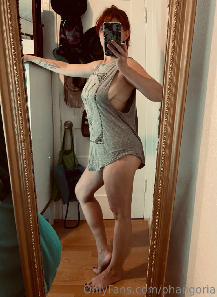 OnlyFans – Cosplay – T H I C C – Phangoria – Nude