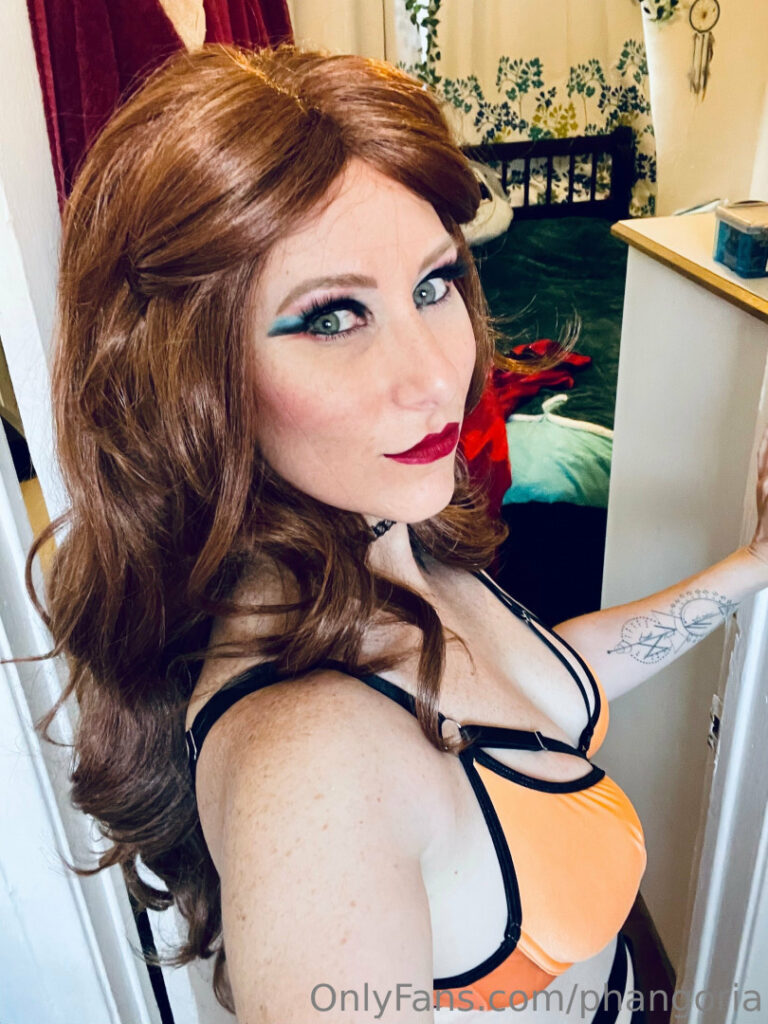 OnlyFans – Cosplay – T H I C C – Phangoria – Nude