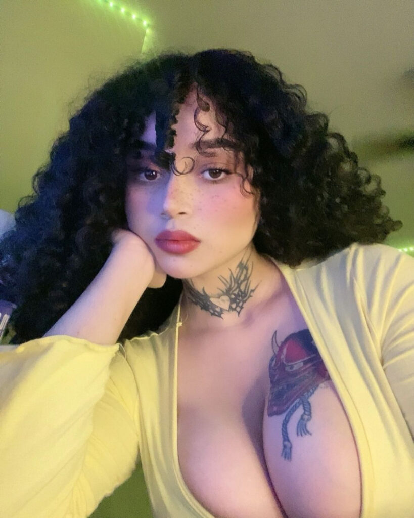 OnlyFans – Instagram – phanyebell/Dannie Bell/Phanyett/Danniet/dannieph – Nude