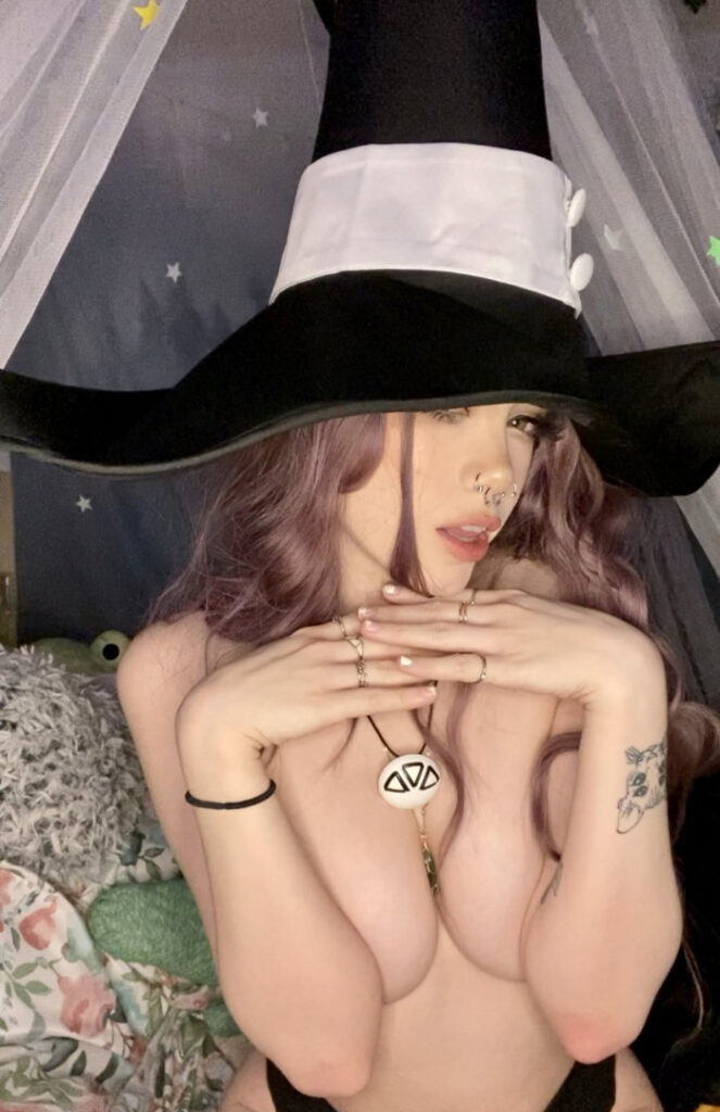 OnlyFans – TikTok – Cosplay – pipssqueakss – Nude