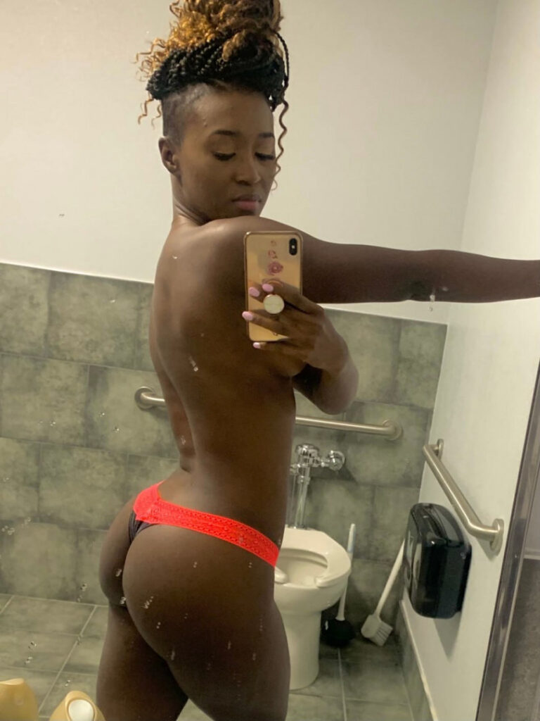 TikTok – Celeb – Ebony – Queen Aminata / amisylle – AEW – Nude