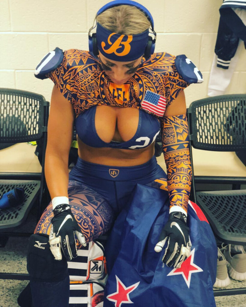 Instagram – Quincy Hewitt (Ex-LFL Player) – Nude