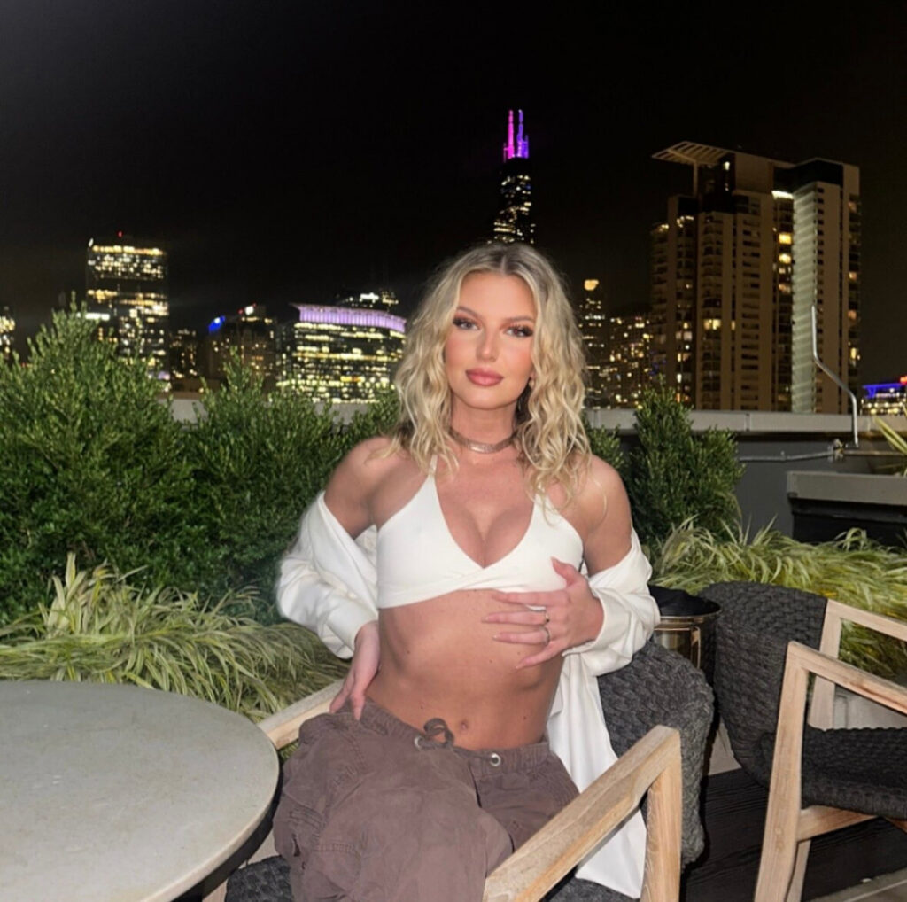 OnlyFans – Raven Love – Nude