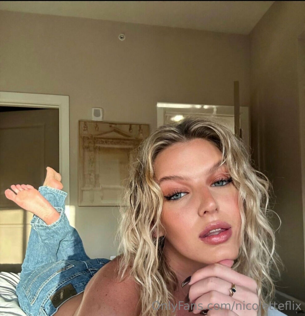 OnlyFans – Raven Love – Nude