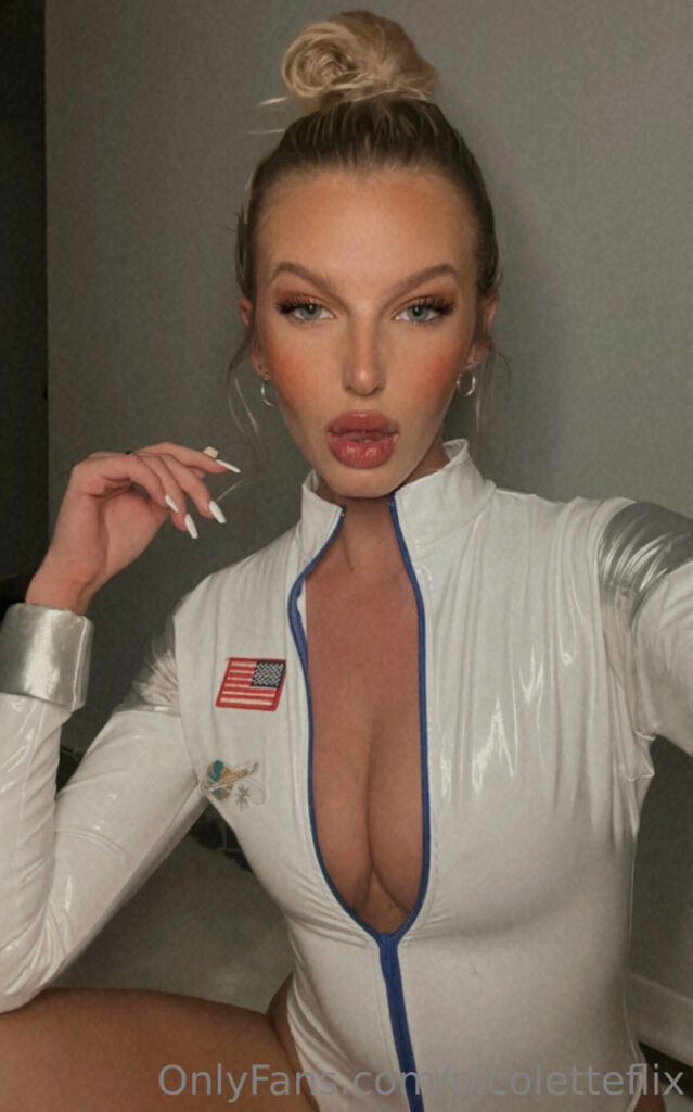 OnlyFans – Raven Love – Nude