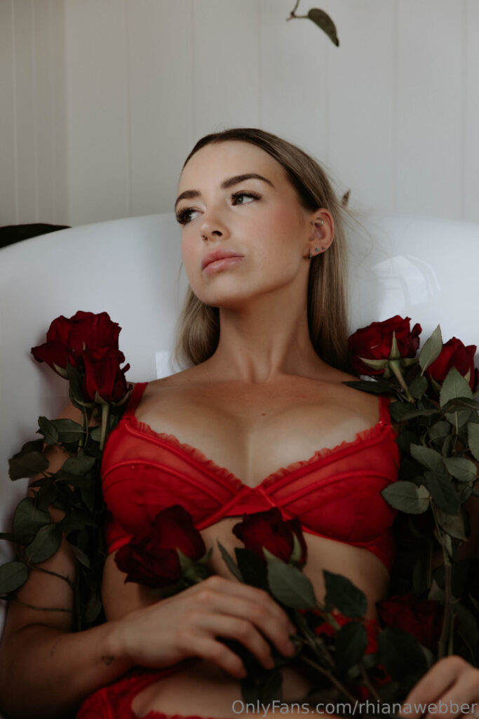 OnlyFans – Rhiana Webber rhianawebber rhiana_webber – Nude