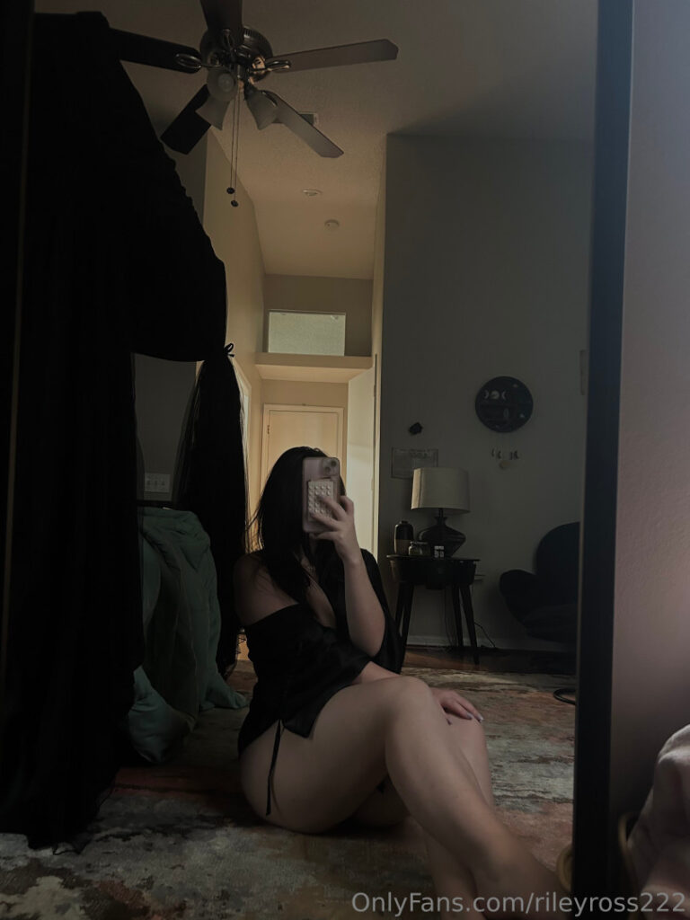 OnlyFans – rileyross222 – Nude Leaks