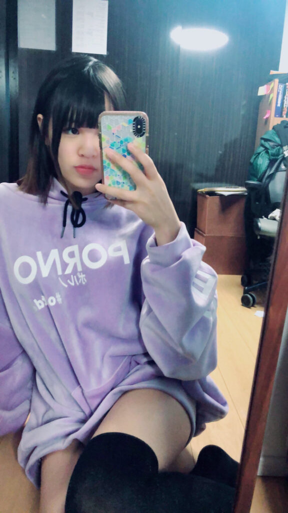 Twitch – Asian – Rin / rinlinlin – Nude