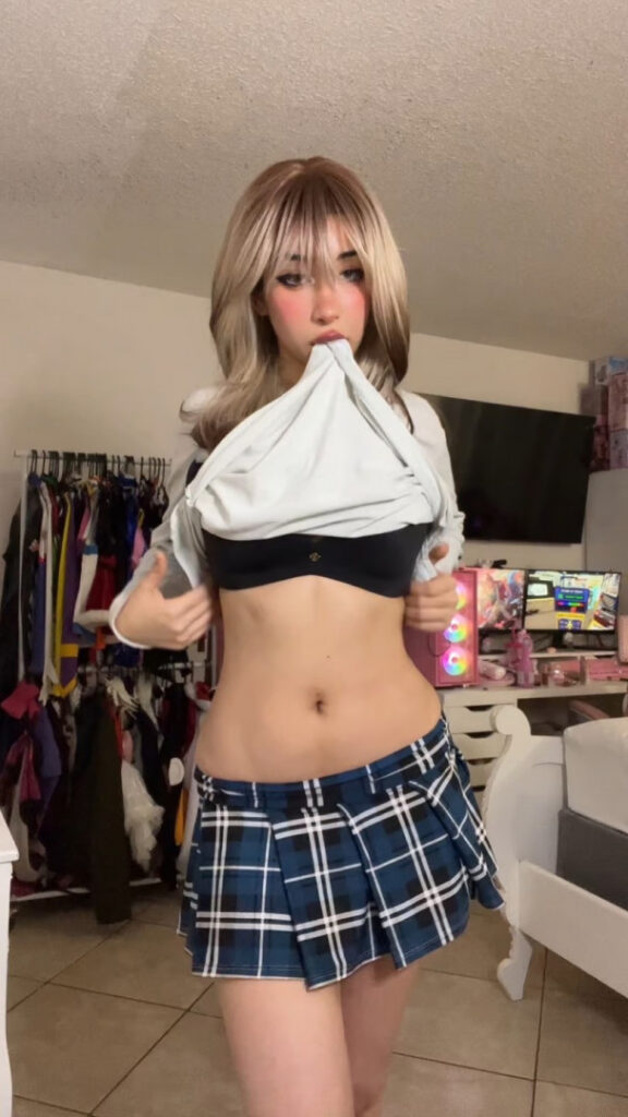 TikTok – Rina Magi – Nude