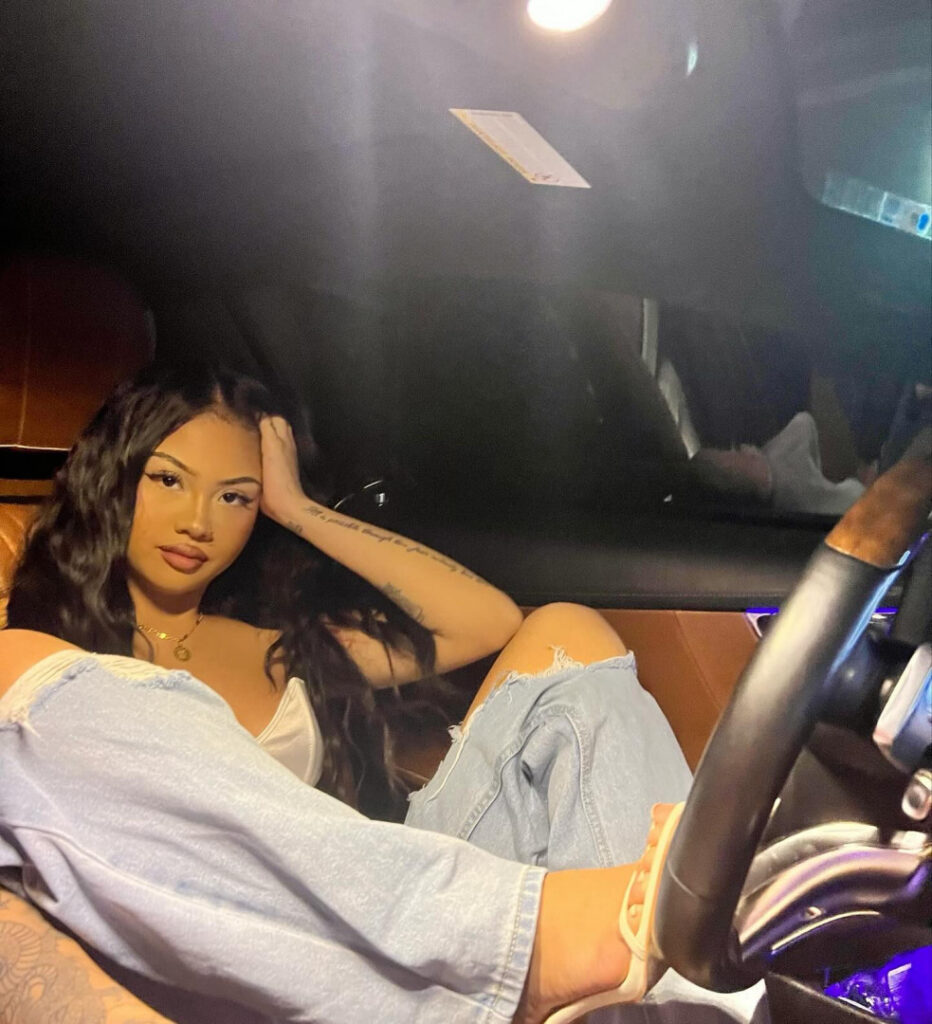 Instagram – rly.cxrlyyy – Nude