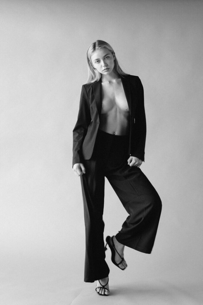 Instagram – Ryah Giselle Luevano – Nude