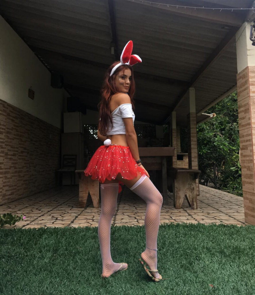 Brazil – Youtube – Samanta Alves – Nude Leaks