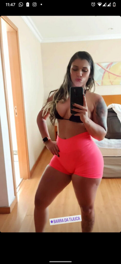 Brazil – OnlyFans – Santinha / Santinhacf – Nude