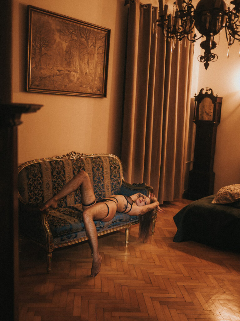 OnlyFans – Sashenka Alexander / alexashenka – Nude