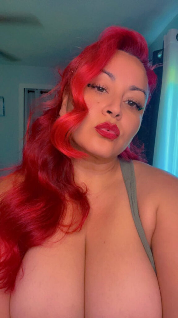 OnlyFans – MILF – Latina – Sassigirl69 – Nude