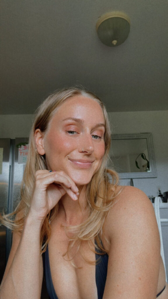 Instagram – Sassysadie – Nude