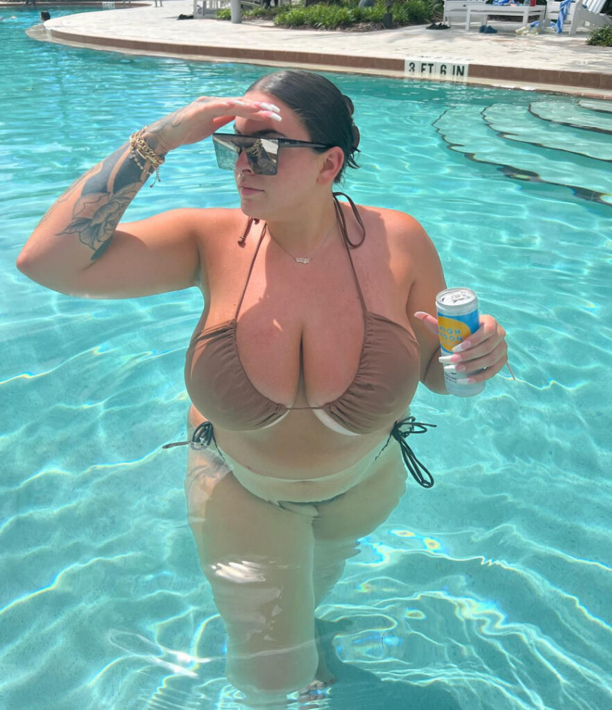 OnlyFans – T H I C C – Savannah Brooke – SavBrookexo – Nude