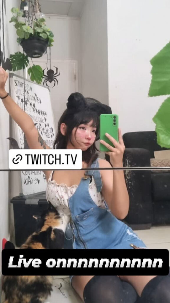 Brazil – Twitch – Sayurim_ – Nude Leaks