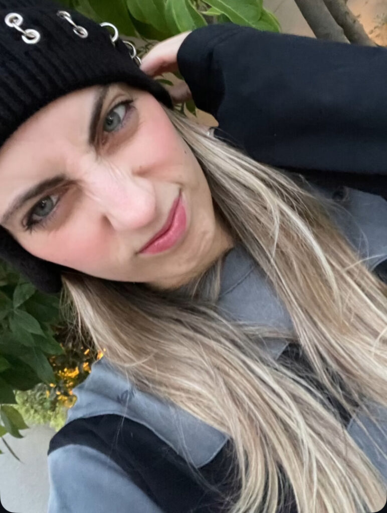 Youtube – Seerasan / Sarah from Toyko Creative – Nude Leaks