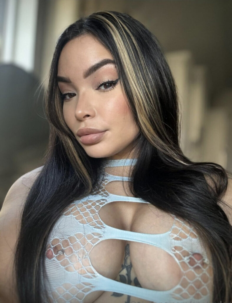 OnlyFans – Instagram – Latina – seetaylorrr – Nude