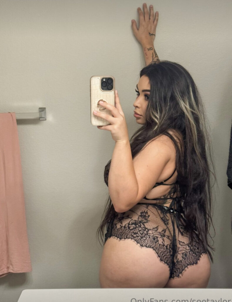 OnlyFans – Instagram – Latina – seetaylorrr – Nude