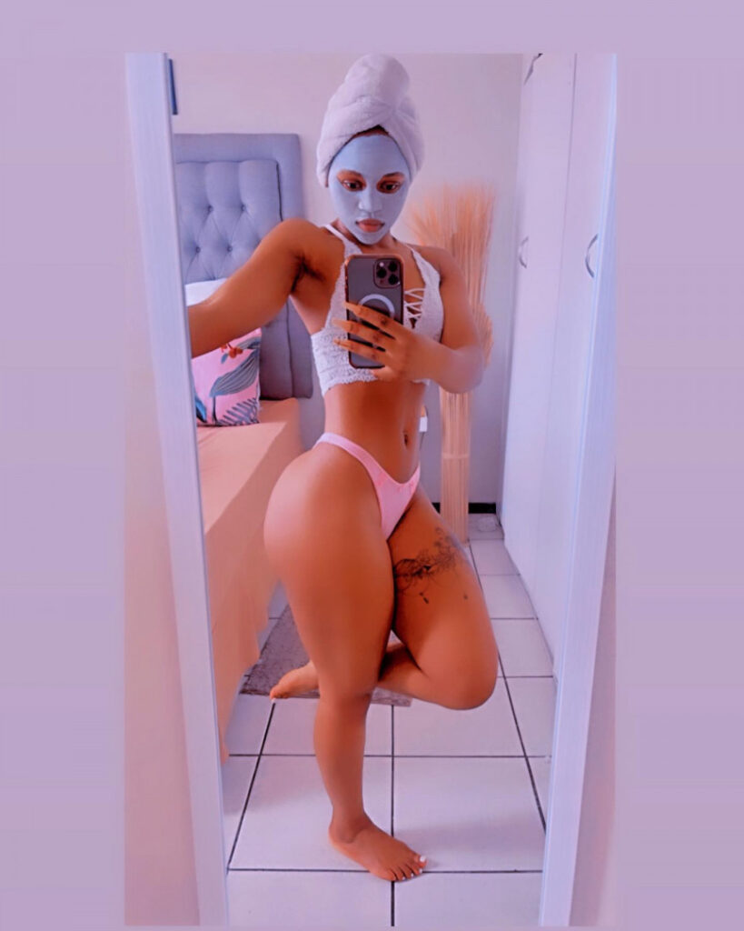 TikTok – Instagram – Ebony – Sharon Gambu – Nude