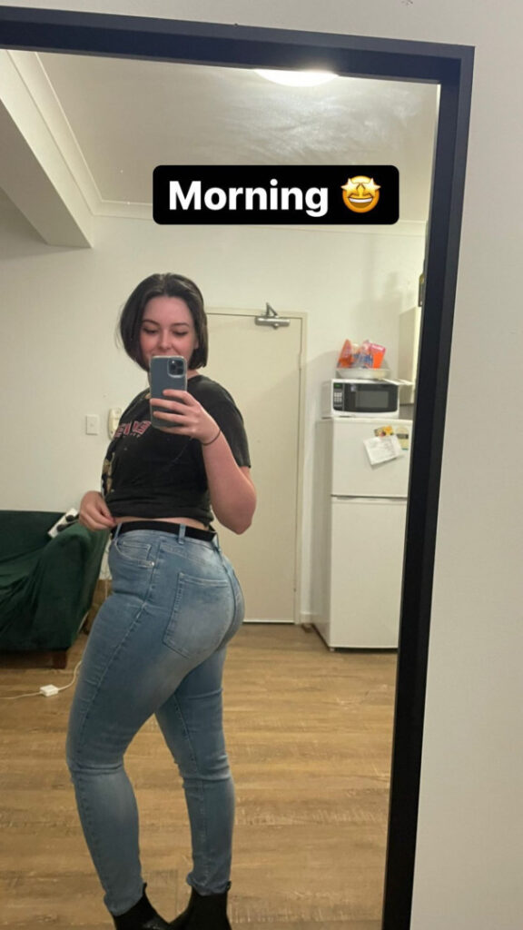 Instagram – T H I C C – Shutupmichaelaa – Nude