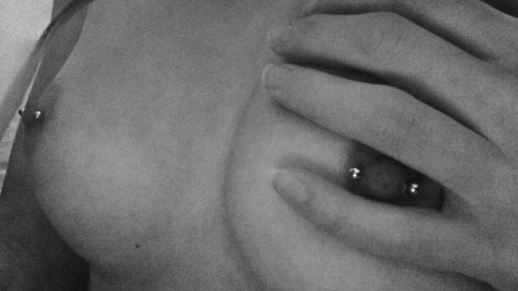 Instagram – Silenced Hippie – Nude