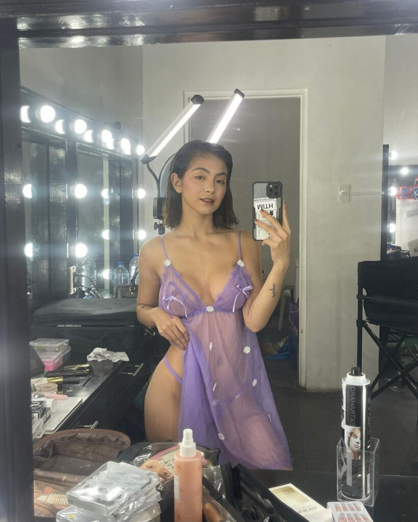Instagram – Asian – Siobe Lim (Krystal Mana) – Nude