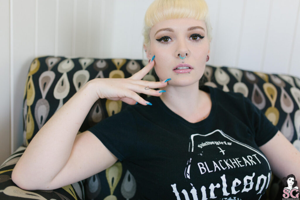 OnlyFans – Sirenn Suicide – Nude