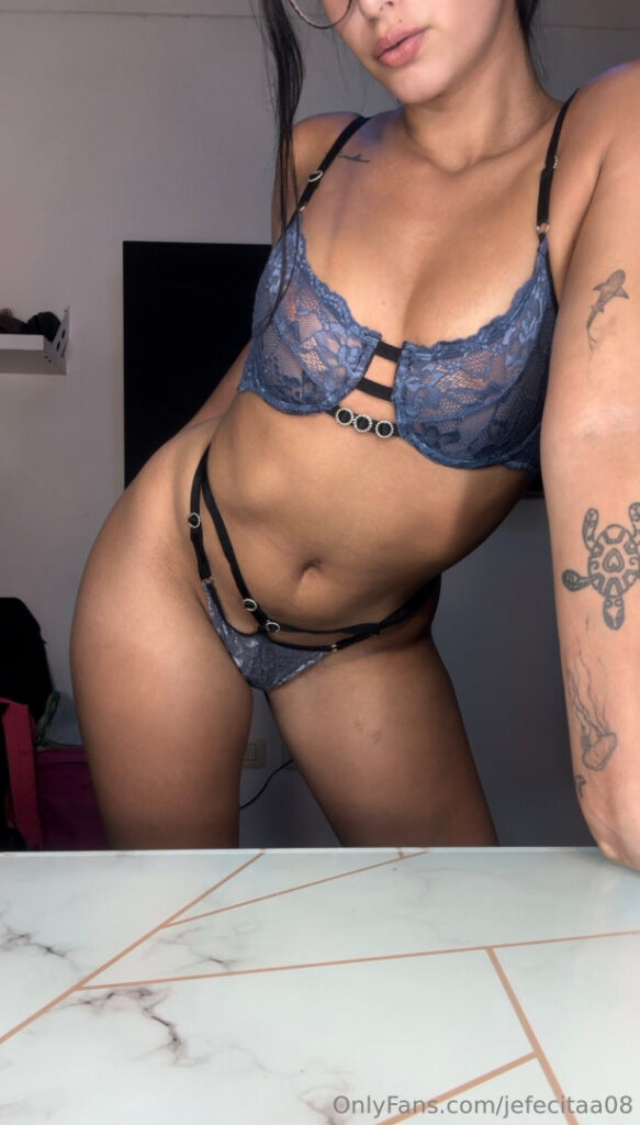 Twitch – OnlyFans – Instagram – Sofia Alach / lajefaok_ / lajefaok – Nude