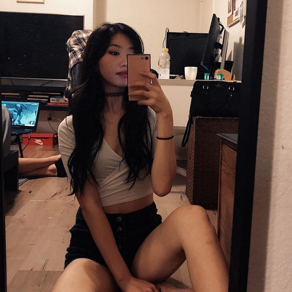 Twitch – Petite – Asian – Sojyoo – Nude