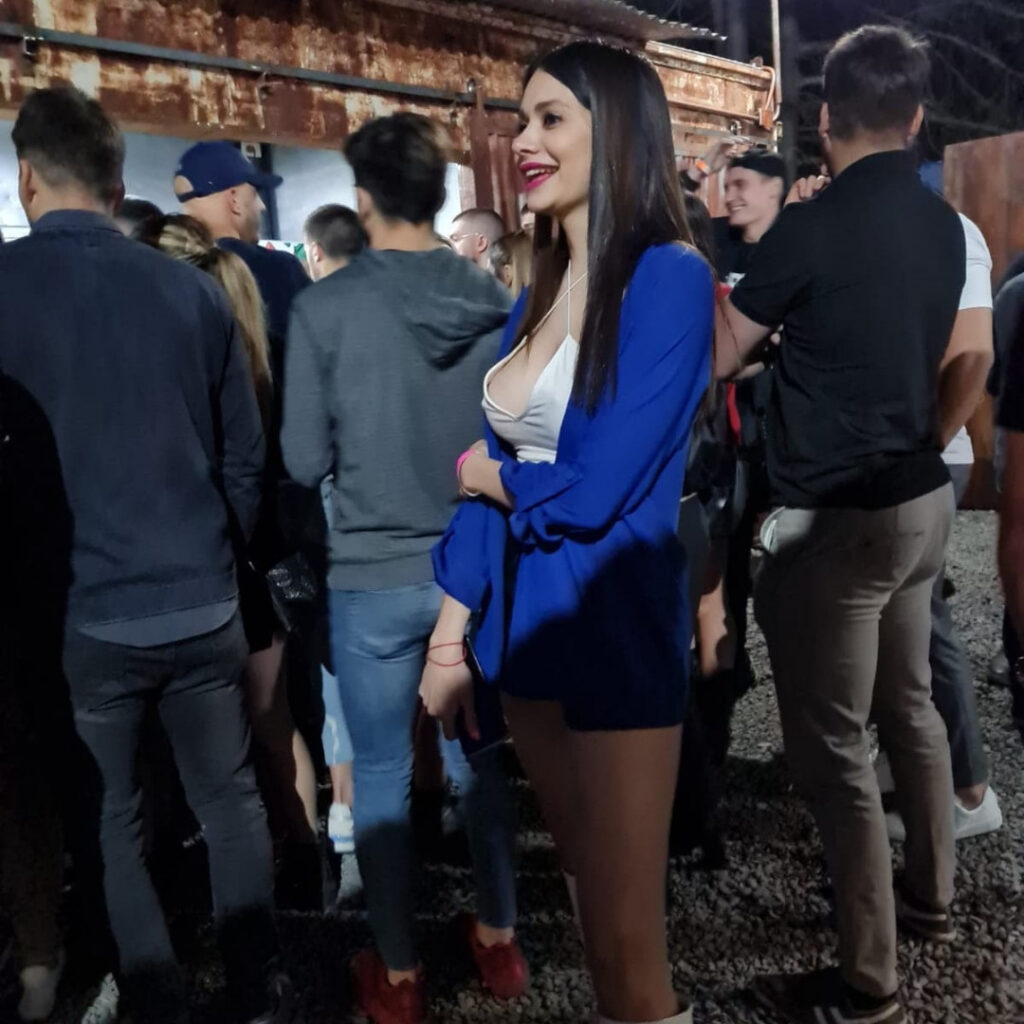 Instagram – Sol Abelleira – Nude