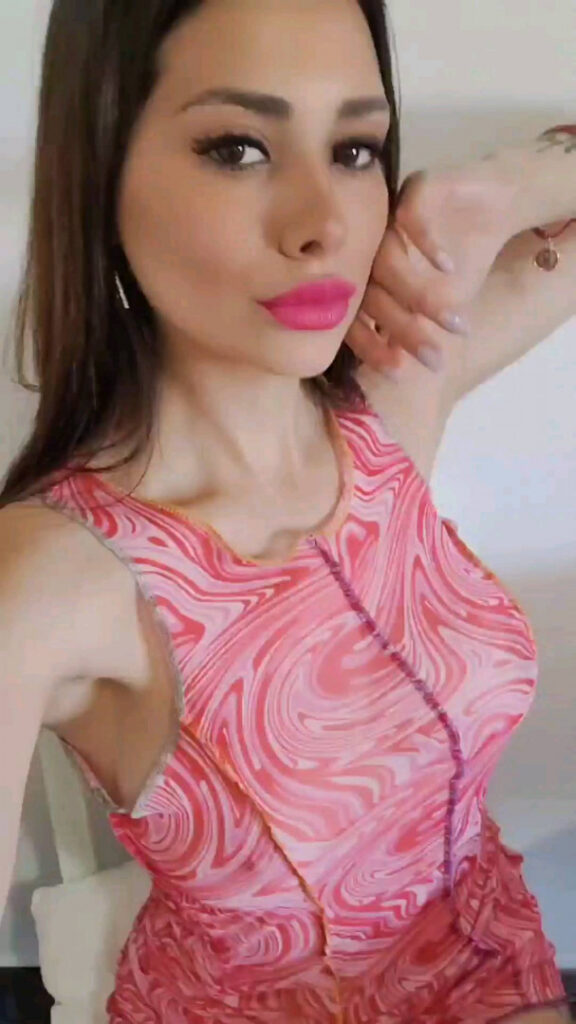 Instagram – Sol Abelleira – Nude