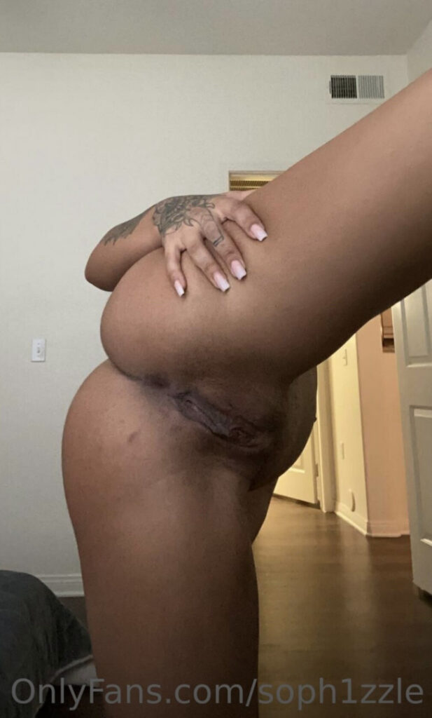 Pedido BR – OnlyFans – Soph1zzle  Sofia  Šøphįä – Nude Leaks