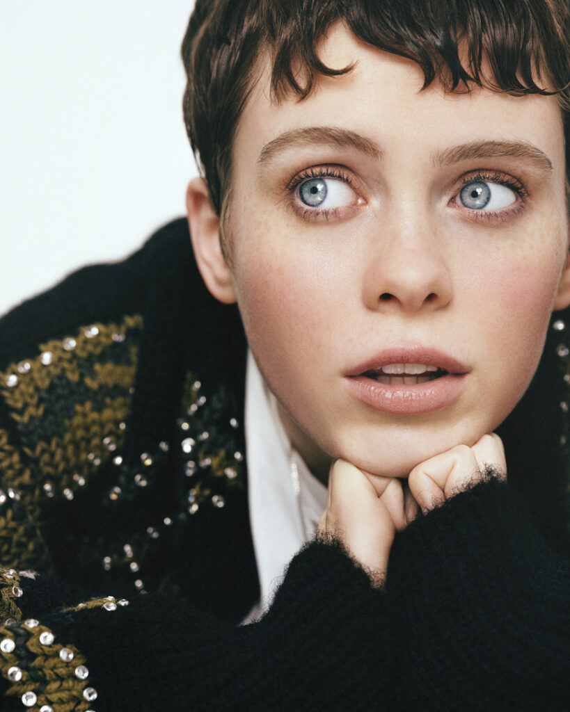 Celeb – Sophia Lillis – Nude