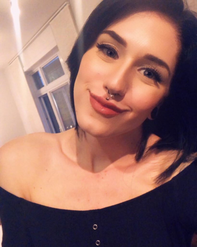 OnlyFans – Trans – SophiaTS  JuliaLachance  justcallmejuu  naughtygray – Nude Leaks