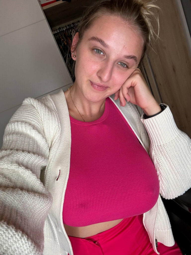 OnlyFans – Instagram – Sophie  sophierollsfree  sophiebkr – Nude Leaks