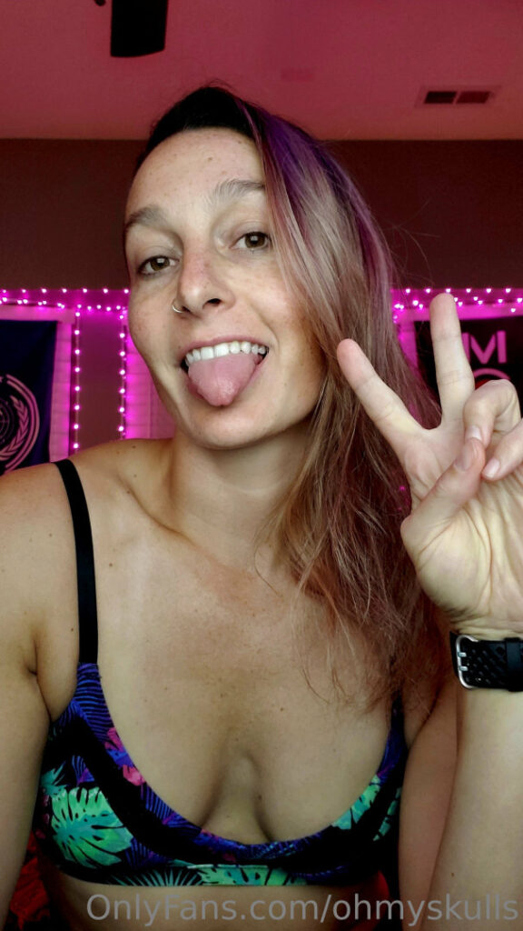 OnlyFans – Stacy – Geekremixalot – Nude