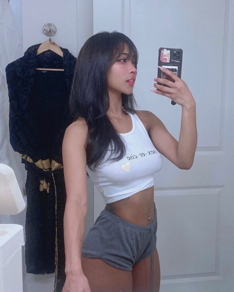 TikTok – Instagram – Asian – stan.sumalee / silknpetals – Nude