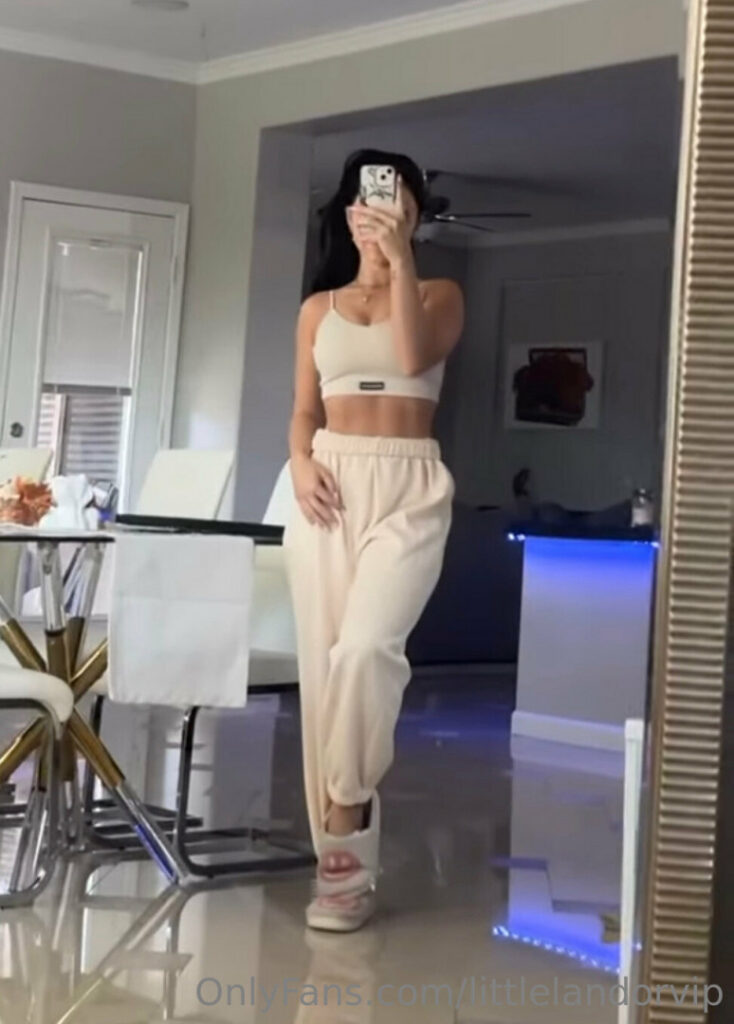 TikTok – Instagram – Stephanie Landor – stephlandor – Nude