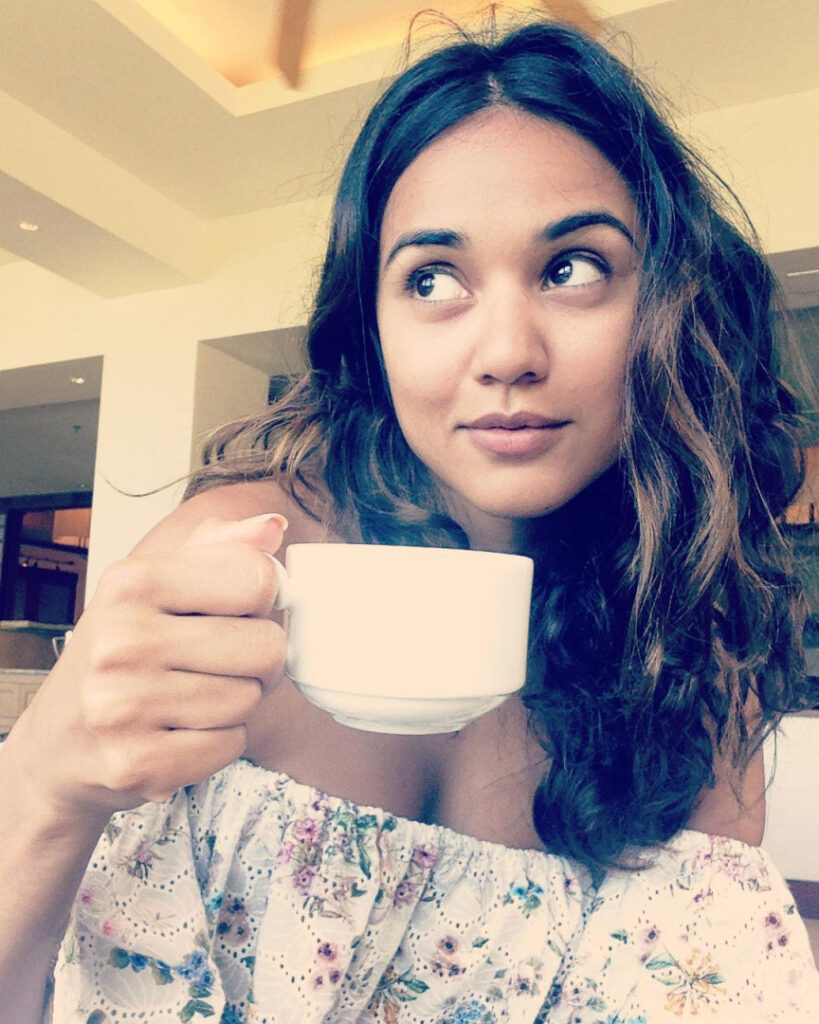 Celeb – Asian – Summer Bishil – Nude