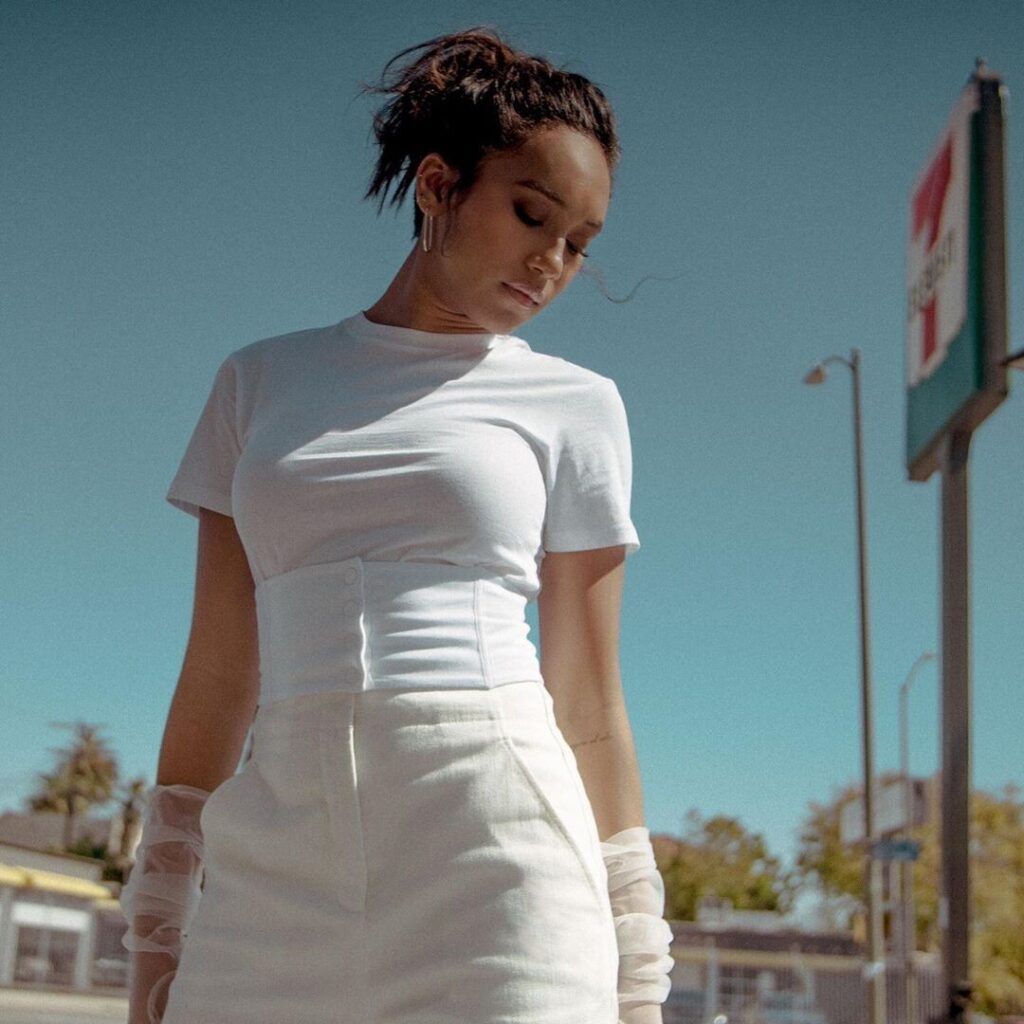 Celeb – Ebony – Asian – Sydney Park – Nude