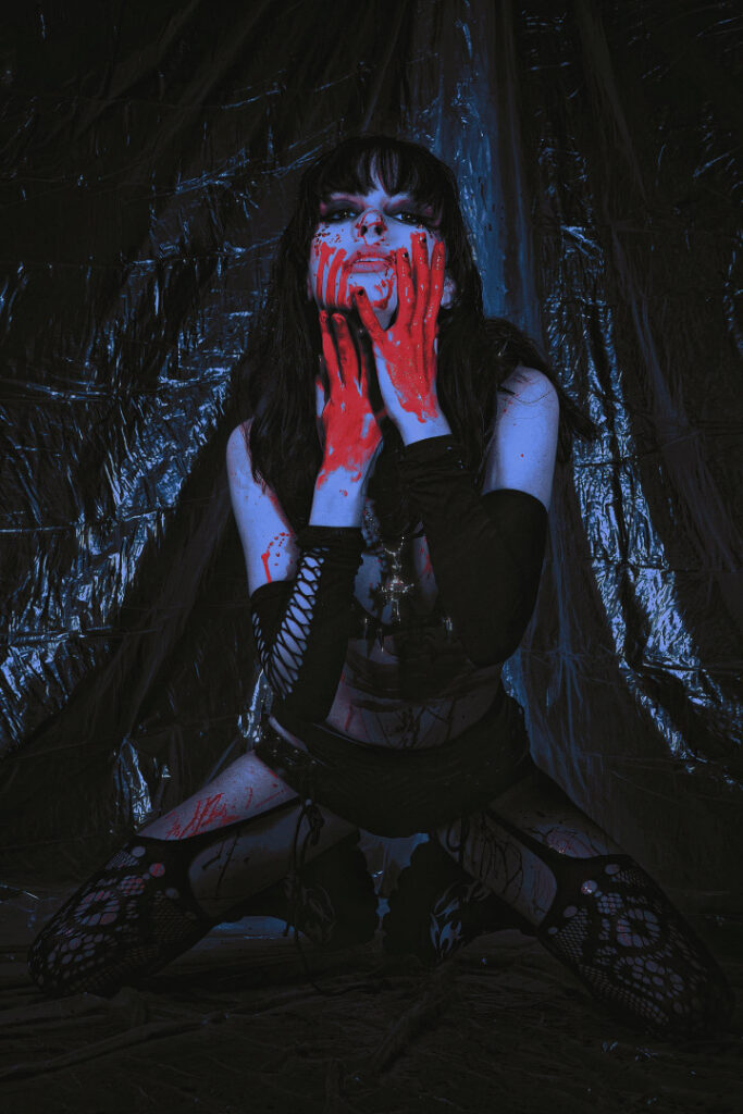 Instagram – Sylvie_feral – Nude