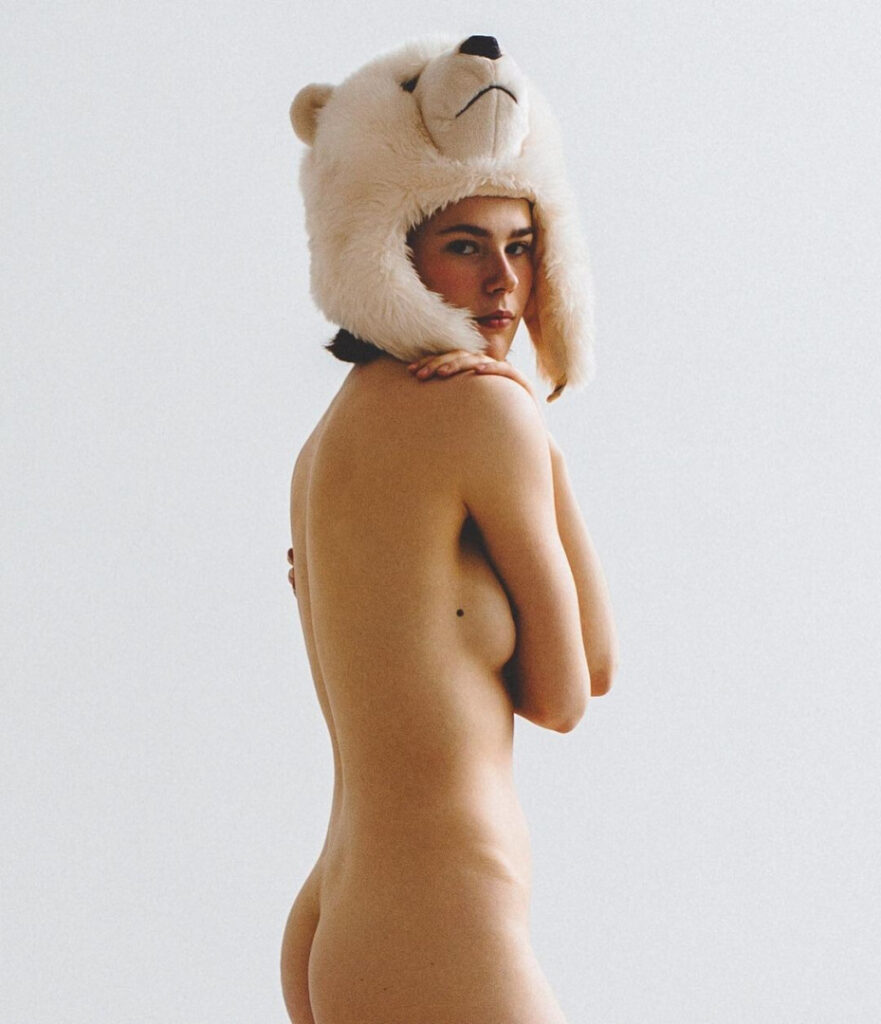 Instagram – Tasya Key – Nude