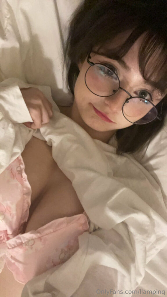 OnlyFans – ⠀X⠀ – Cosplay – tay. (@llampinq) – Nude Leaks