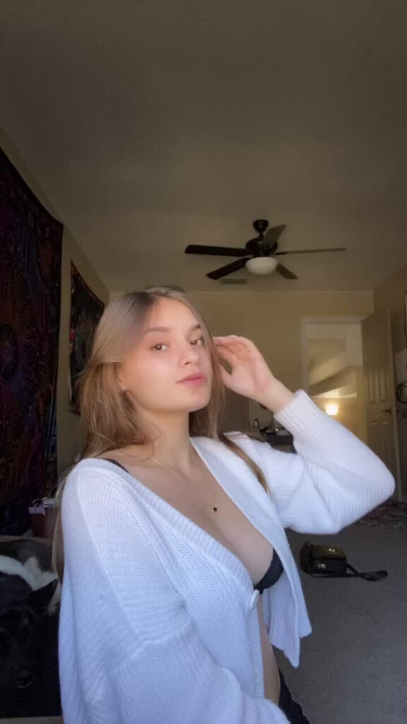 TikTok – Taylor Brianne – Nude Leaks