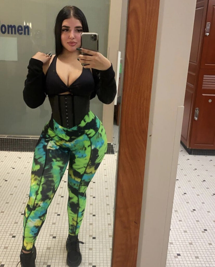 OnlyFans – Instagram – Latina – Thicklilmama1 – Nude