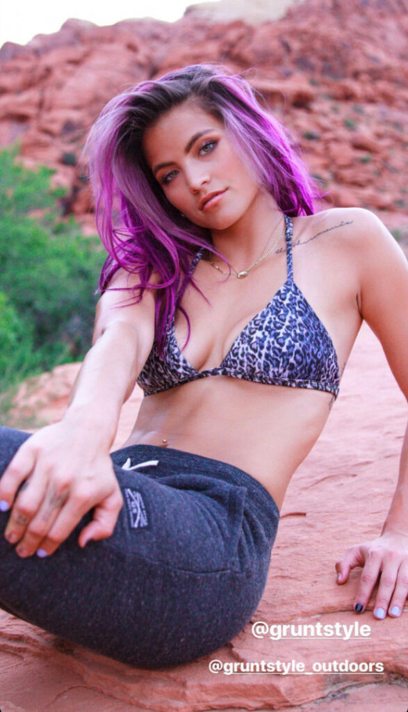 Instagram – Tori Nonaka / topguntori – Nude